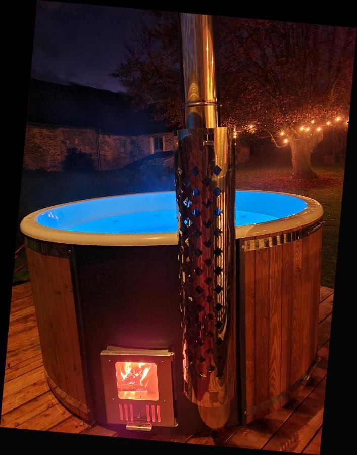 La Rhue Gites - Jacuzzi Jumilhac-le-Grand 外观 照片